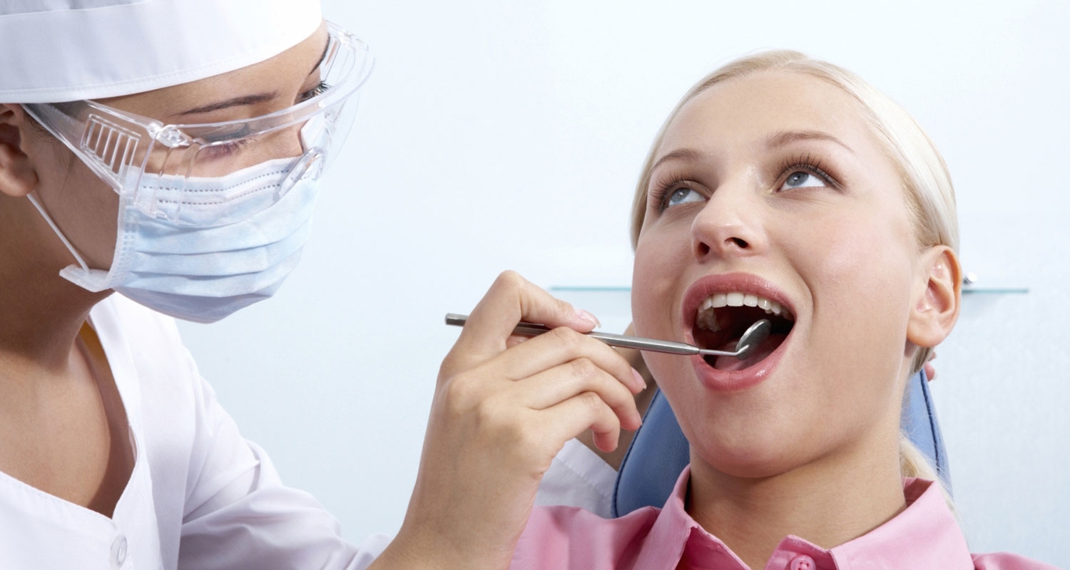 Whitening Kits vs In-Office Whitening